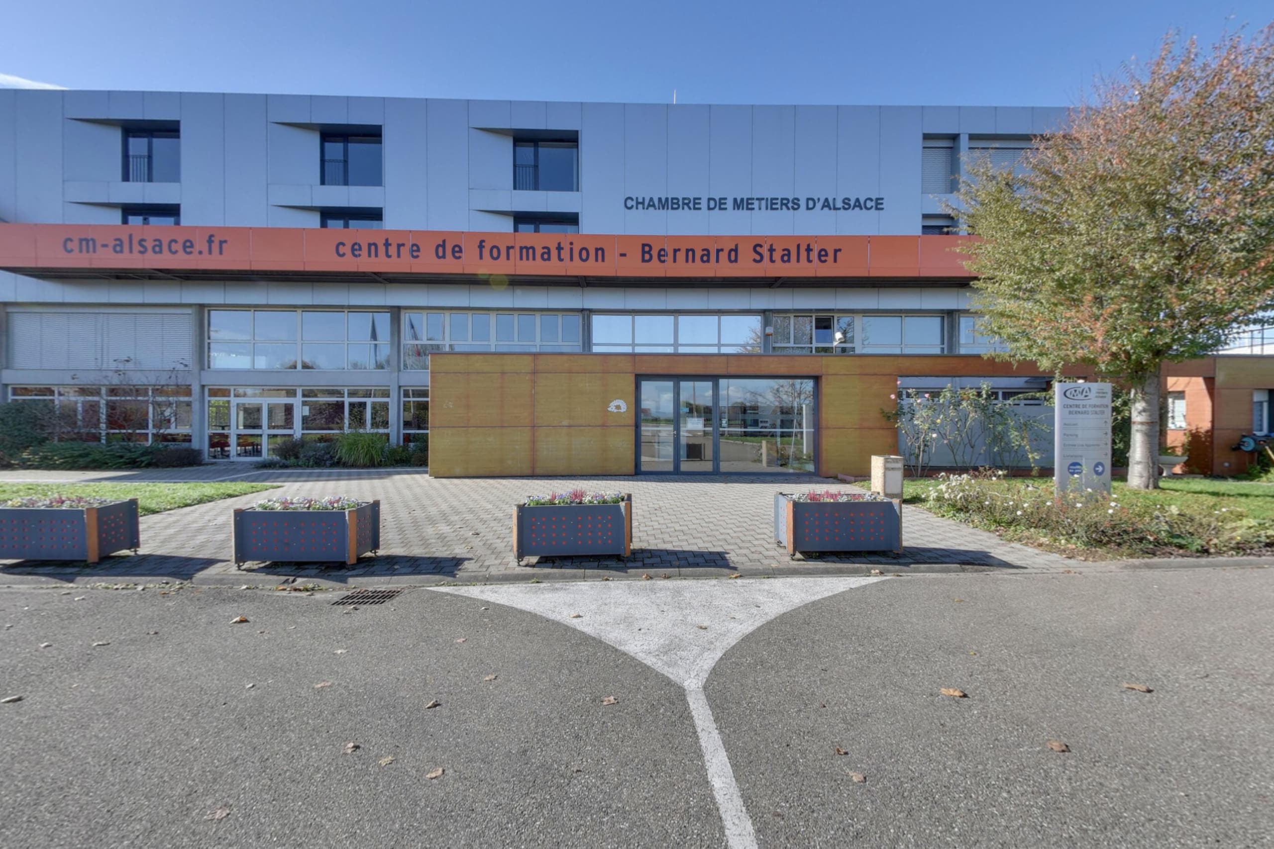 CFA Bernard Stalter — HD Media 360° virtual tour displayed on a tablet