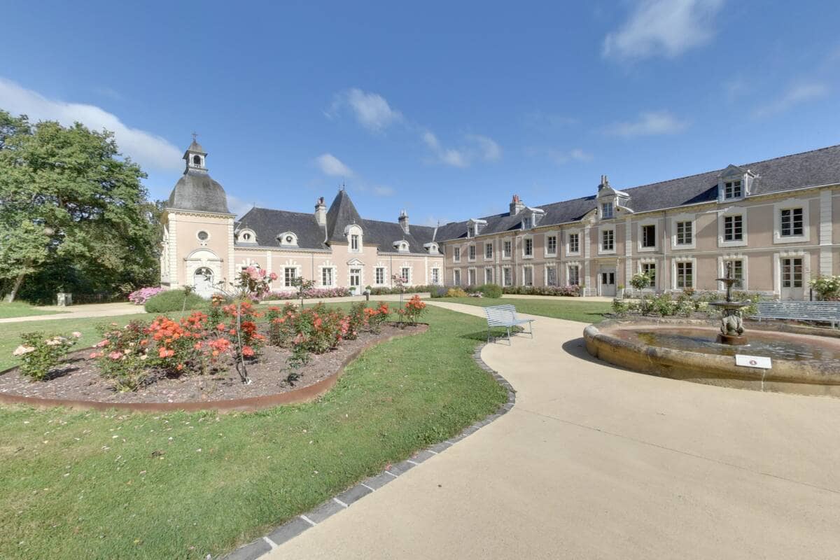 Espace professionnel capturé en visite virtuelle 360° par HD Media