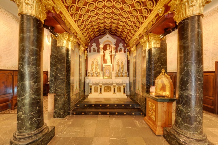 sanctuaire-notre-dame-du-laus-hautes-alpes-05