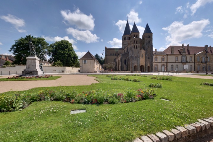 Ville de Paray Le Monial 71600