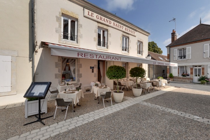 Restaurant Le Grand St Benoit St Benoit Sur Loire