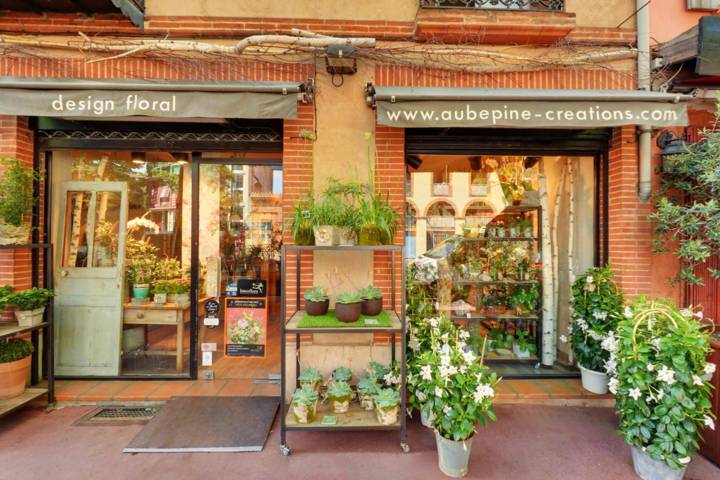 Fleuriste A La Folie Saint Germain En Laye