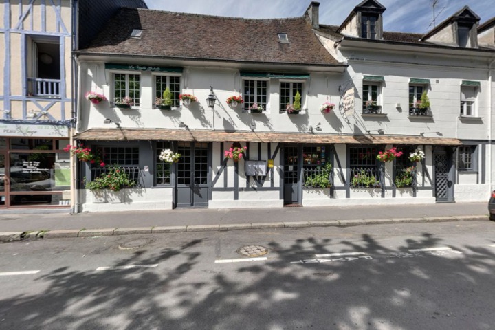 Restaurant La Vieille Gabelle A Evreux 27000