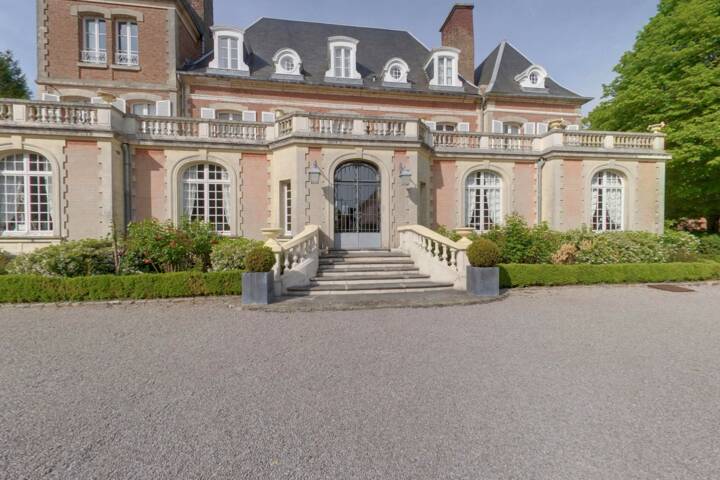Maison d'Hôtel - Chambres - Roulotte - Le Château de Noyelles ...